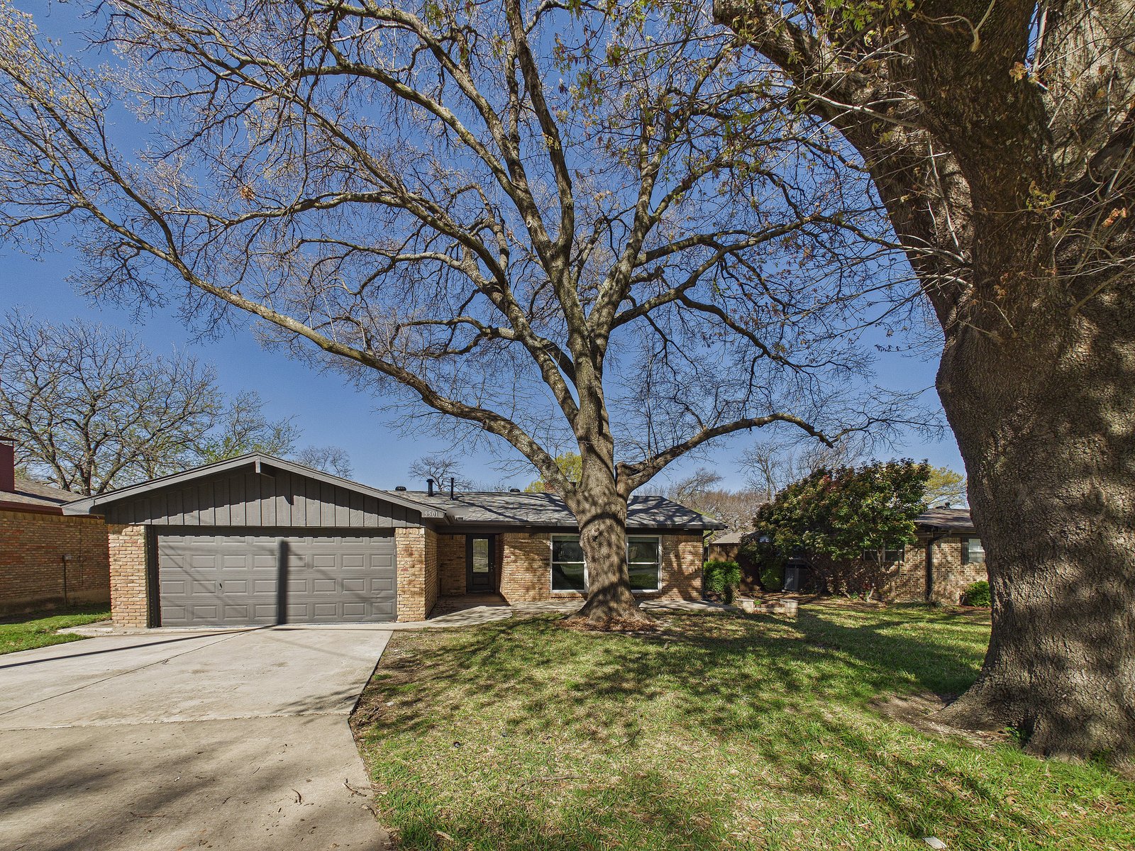 4425 Sugar Mill Rd, Dallas